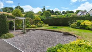 Side garden - click for photo gallery
